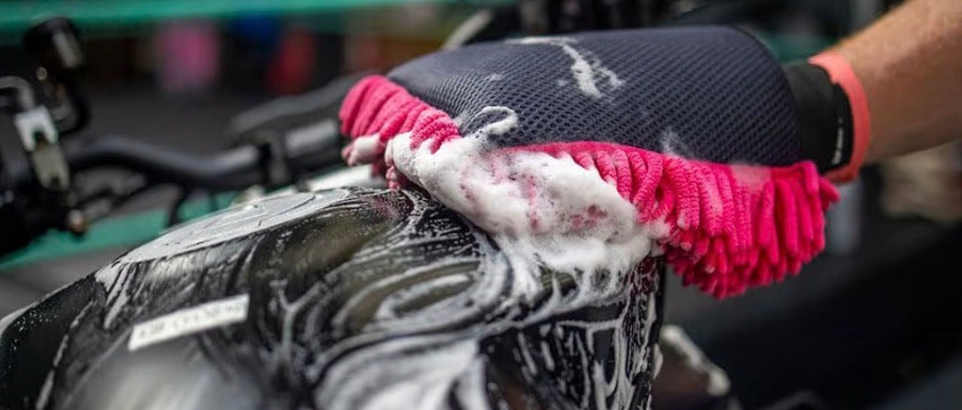 Muc-Off 2-in-1 Microfibre Wash Mitt